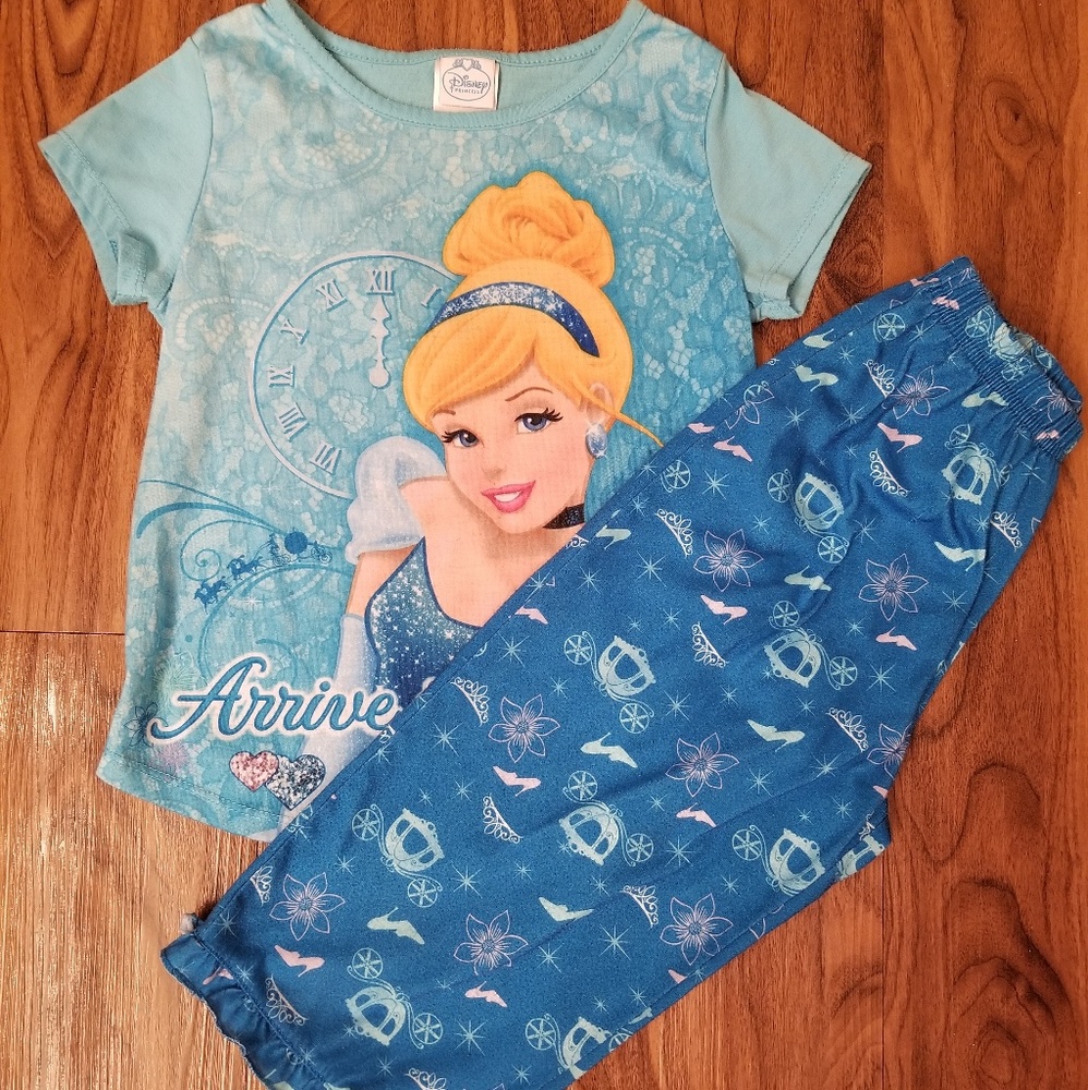 Disney Princess Cinderella 2 piece pajama